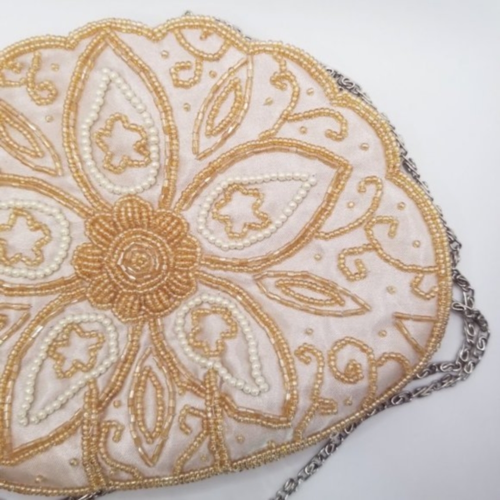 Bijoux Terner Beaded Cream Satin with Chain Mini Purse Handbag - Picture 4 of 15